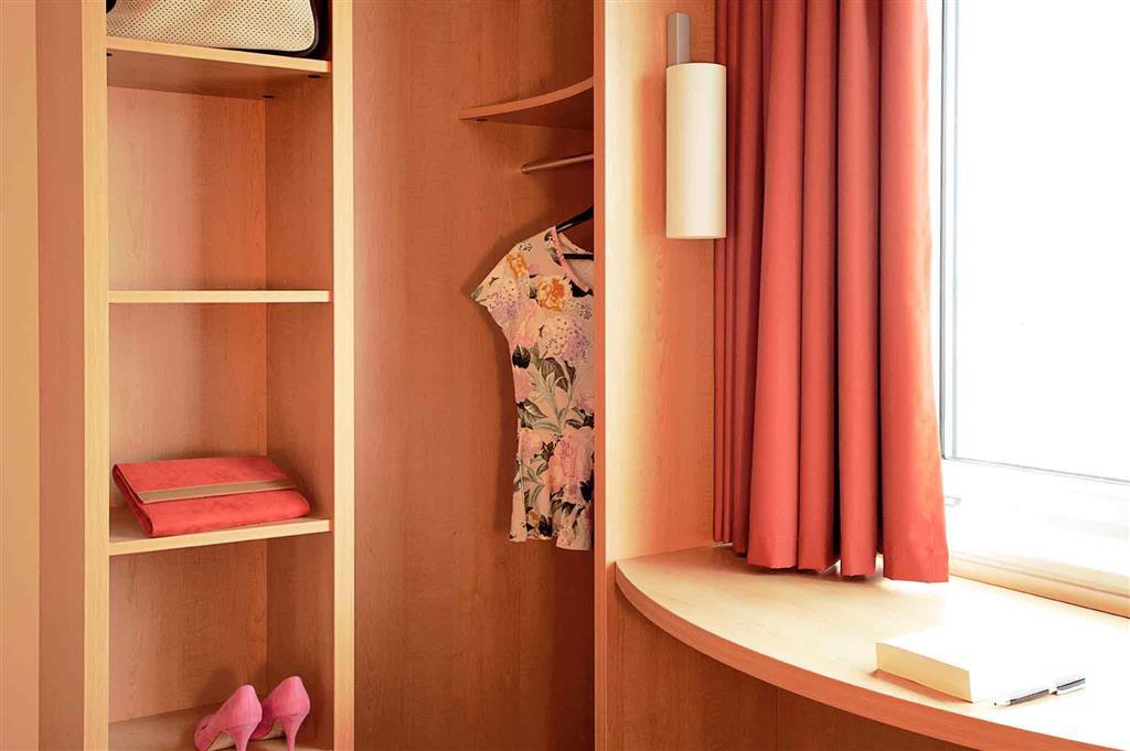 Ibis Brussels Waterloo